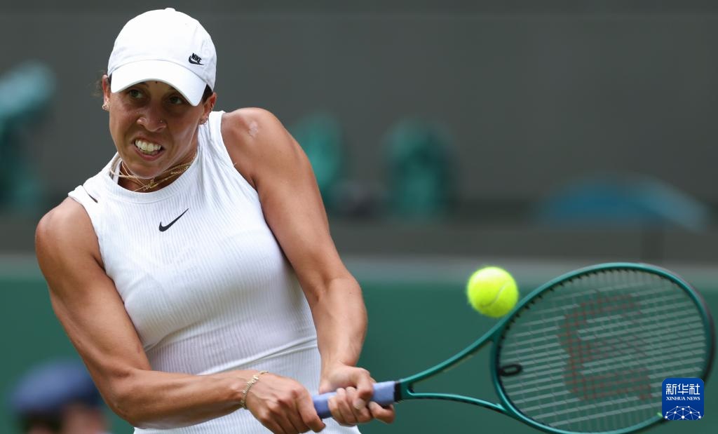 间面向前方 间面向前方